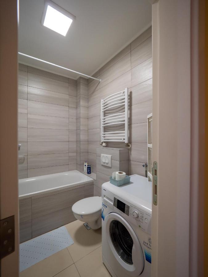 Green Apple Apartment Суботица Экстерьер фото