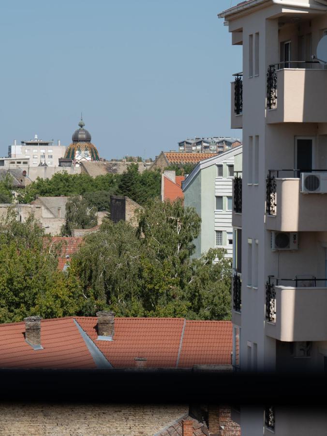 Green Apple Apartment Суботица Экстерьер фото