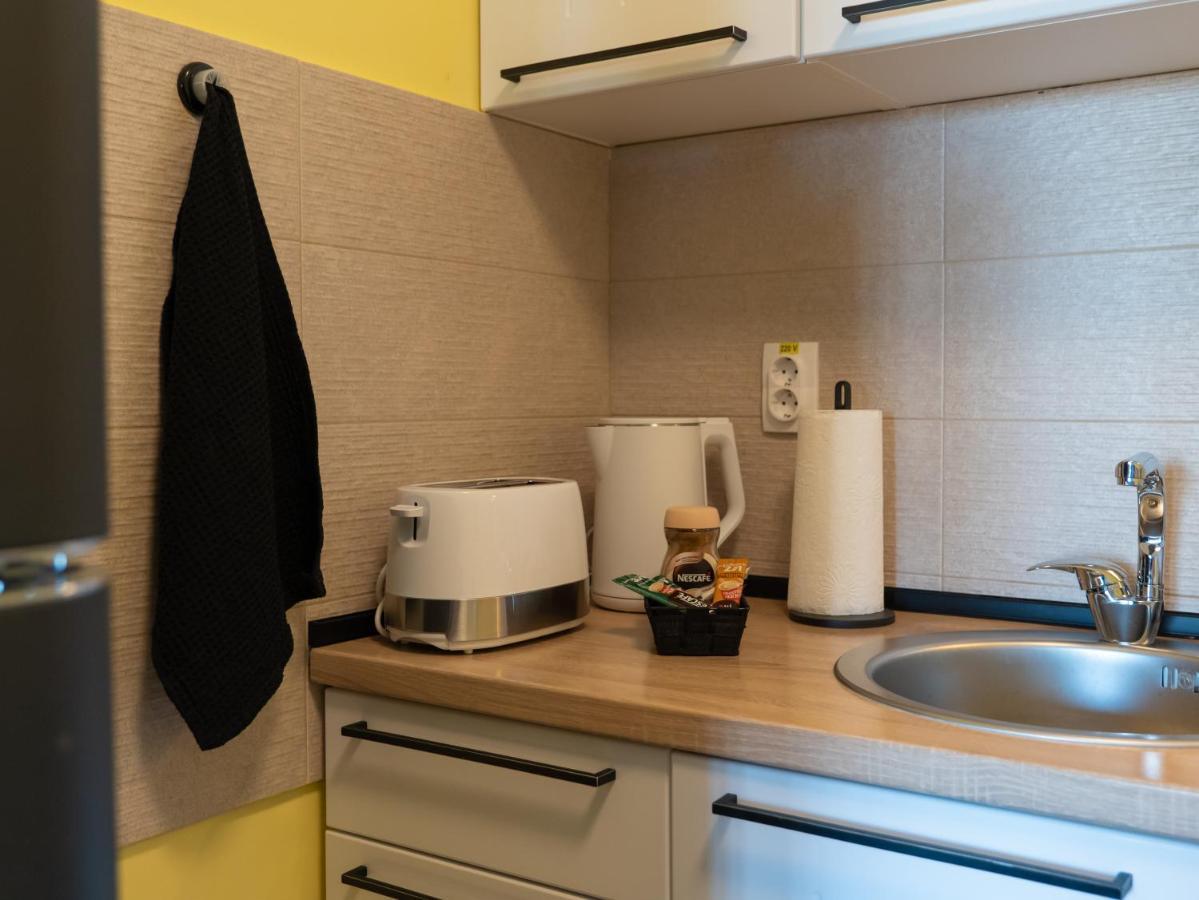 Green Apple Apartment Суботица Экстерьер фото