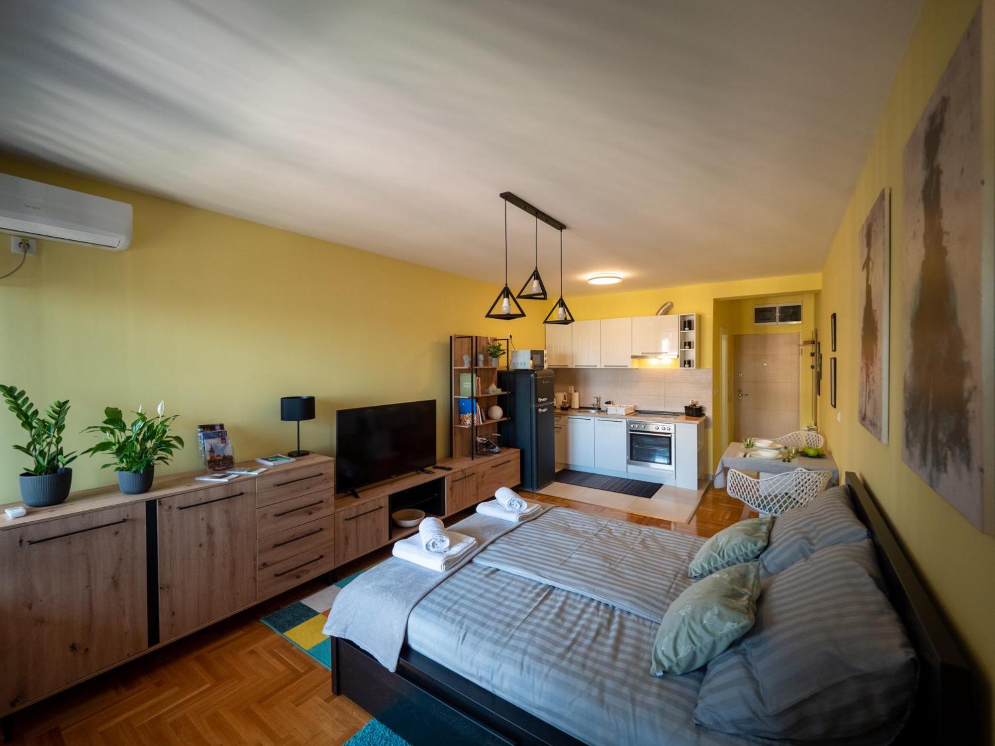 Green Apple Apartment Суботица Экстерьер фото