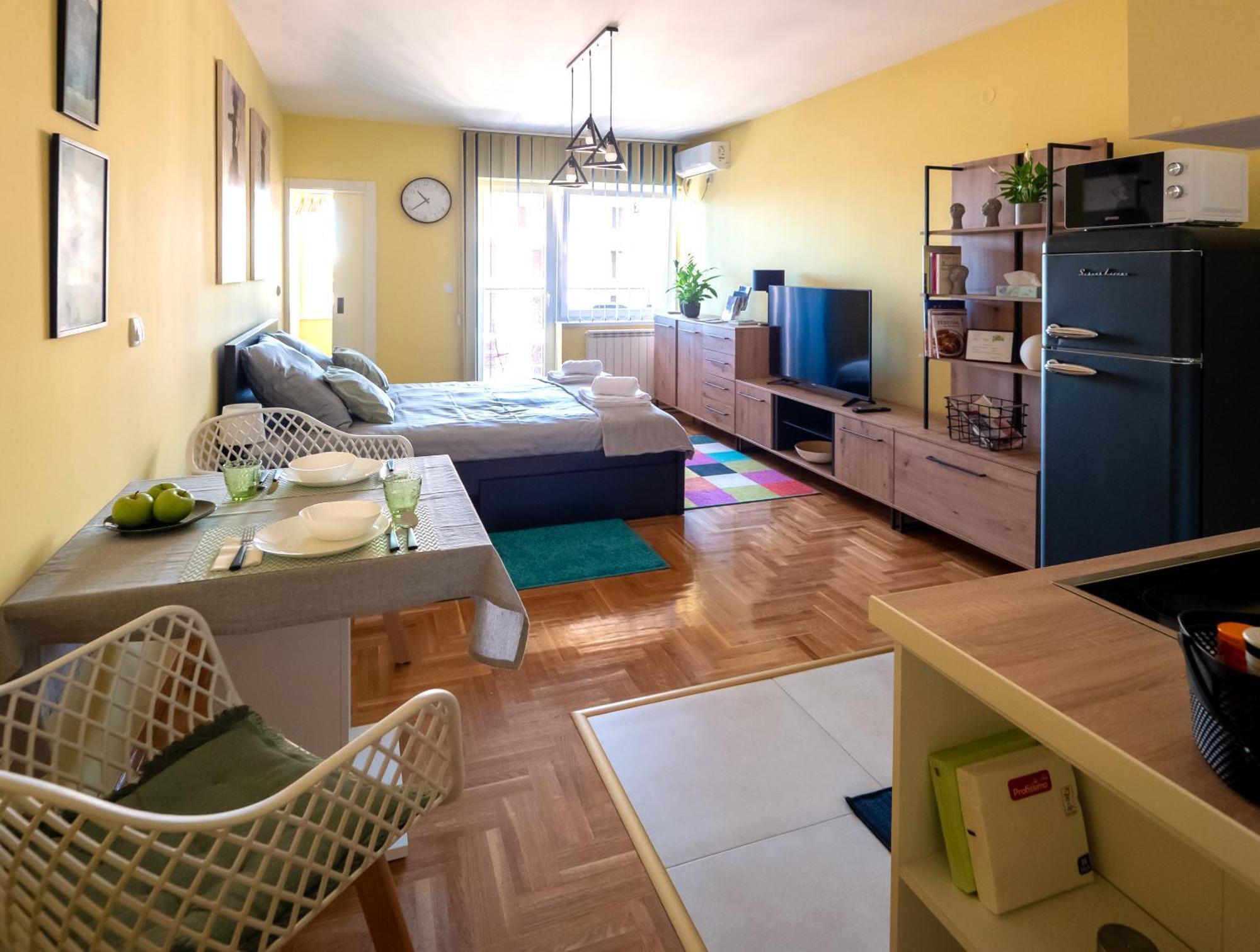 Green Apple Apartment Суботица Экстерьер фото