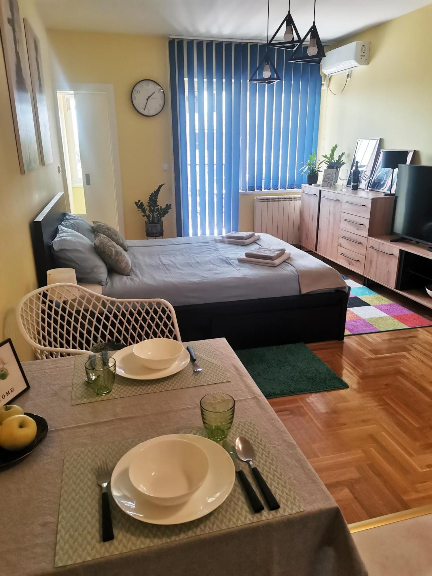 Green Apple Apartment Суботица Экстерьер фото